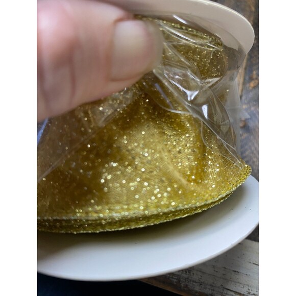 Gold Organza Sheer Ribbon With Glitter Polka Dots & Metallic Edge 2.5" X 10yd - Picture 3 of 3